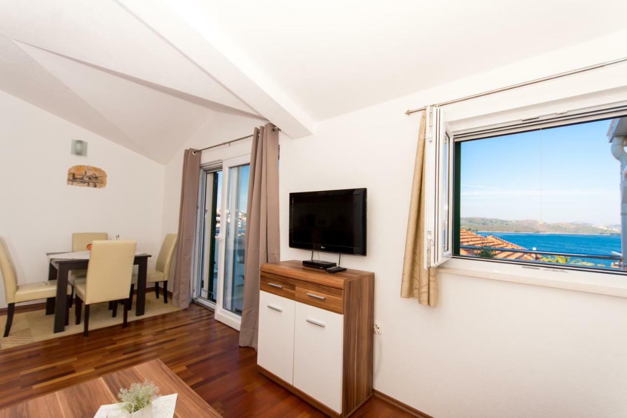 Apartments Cavar Trogir Exterior foto